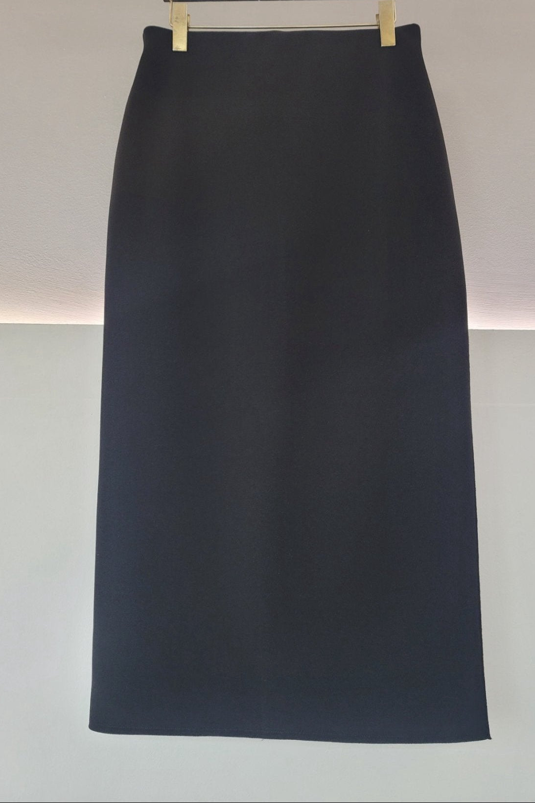 Pencil Back Slit Long Skirt