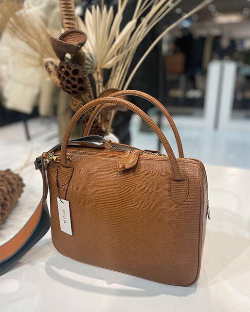 Gramercy Leather Tote Bag - Medium