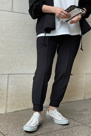 Black stretch jogger pants 