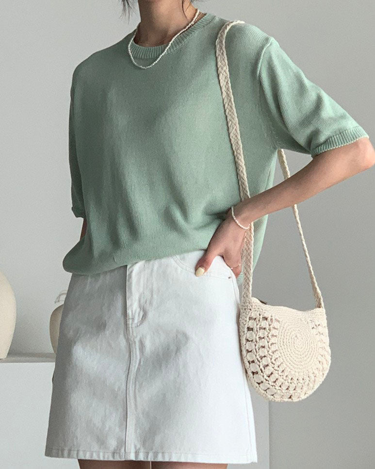 Round Neck Short Sleeve Knit Top